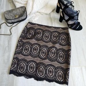 NWT Size 2 - Cache - Lace Overlay Skirt